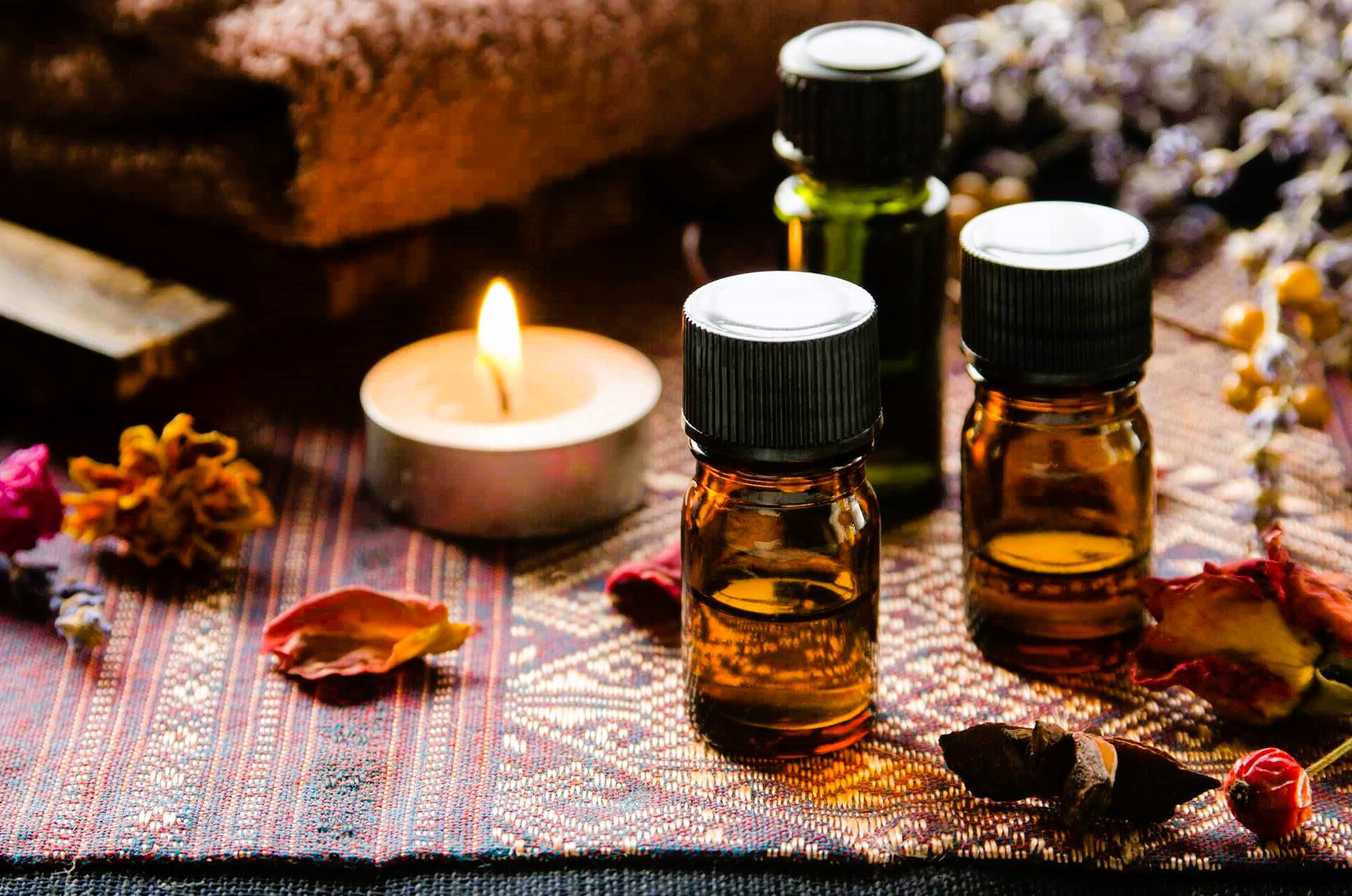 Custom Fragrance Oils for Luxury Candles 3