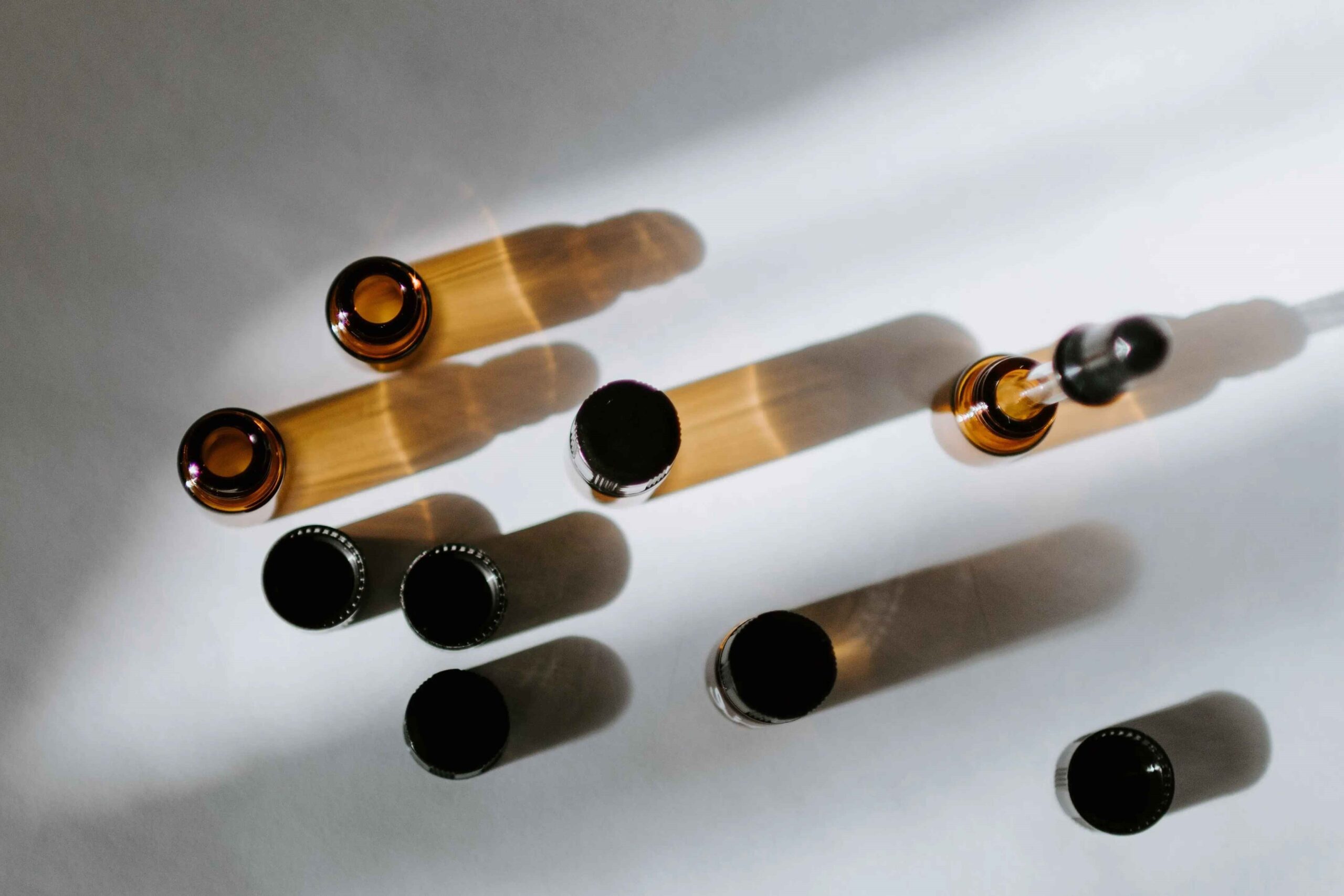 Personnalisation des mélanges d'huiles de parfum pour soins personnels en fonction des préférences régionales (États-Unis et Asie du Sud-Est) 4 Personnalisation des mélanges d'huiles de parfum pour soins personnels en fonction des préférences régionales US vs. SEA 1 échelle