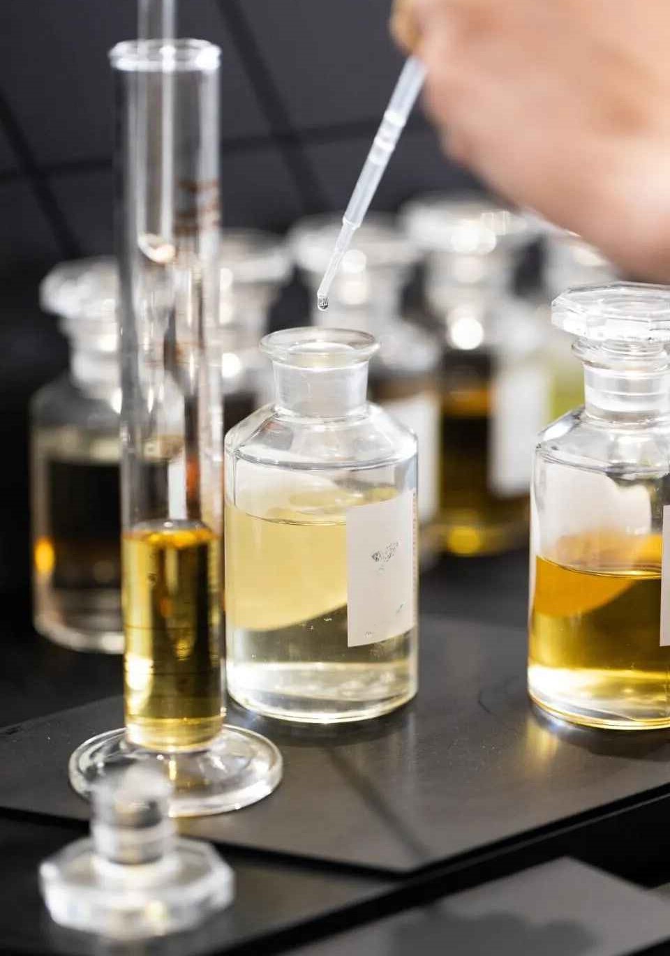 How Fragrance Oils Can Improve the Consumer Experience in the Beverage Industry 3 How Fragrance Oils Can Improve the Consumer Experience in the Beverage Industry 3
