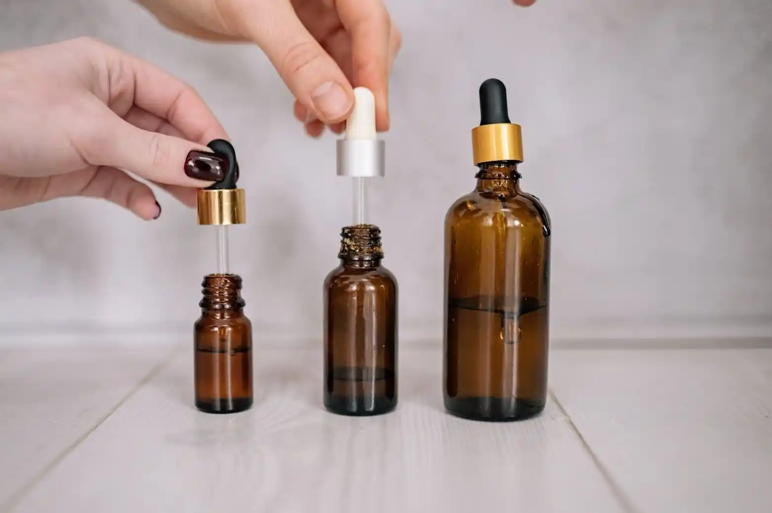 Aceite de fragancia OEM/ODM: Lo que los compradores deben preparar antes de informar a una fábrica de perfumes 2 Aceite de fragancia OEMODM Lo que los compradores deben preparar antes de informar a una fábrica de perfumería 2