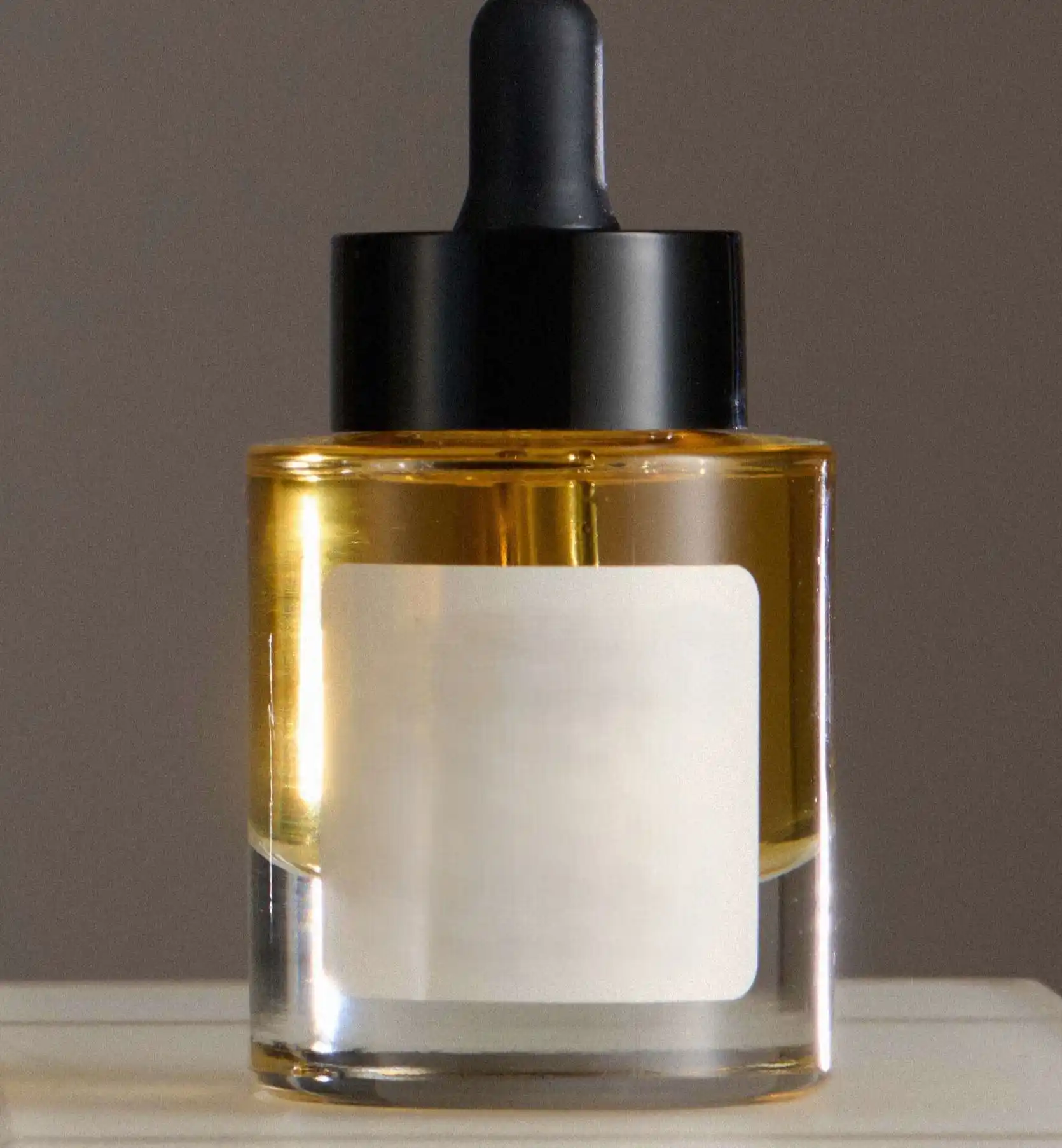 Ароматические масла для личной гигиены: Безопасные для кожи, pH-стабильные, долгоиграющие 2 Личный уход Ароматические масла дружественные к коже pH стабильный длительный 3