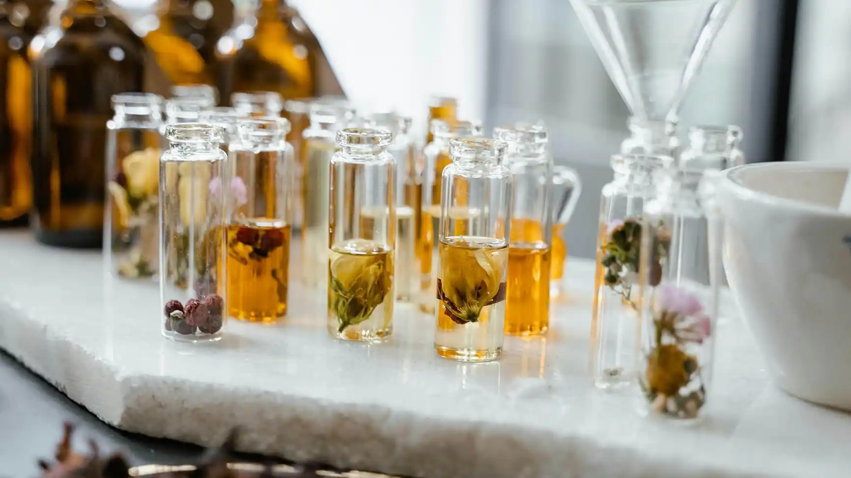 Building a brand signature scent from one fragrance to a full portfolio 2