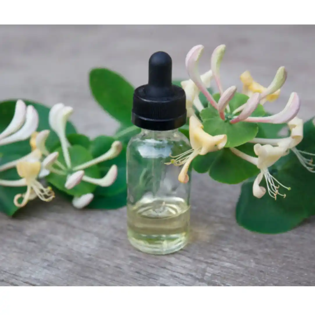 Fragrance oils vs essential oils: how to choose for sourcing and applications 3 Fragrance oils vs essential oils how to choose for sourcing and applications