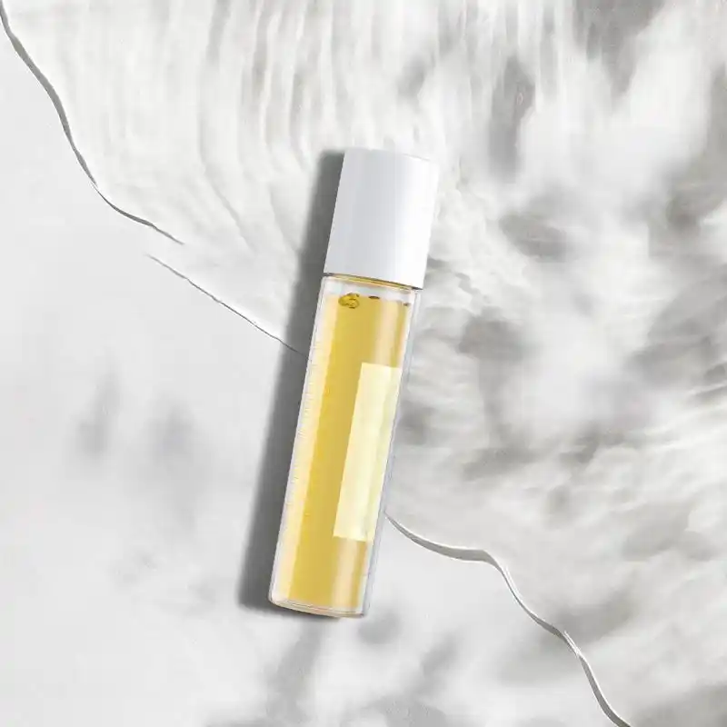 Hand cream fragrances balancing evaporation and skin stay