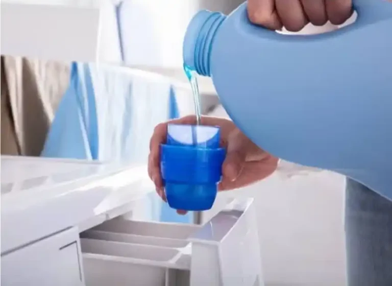 Packaging migration in cleaners sprayers, tubes, seals