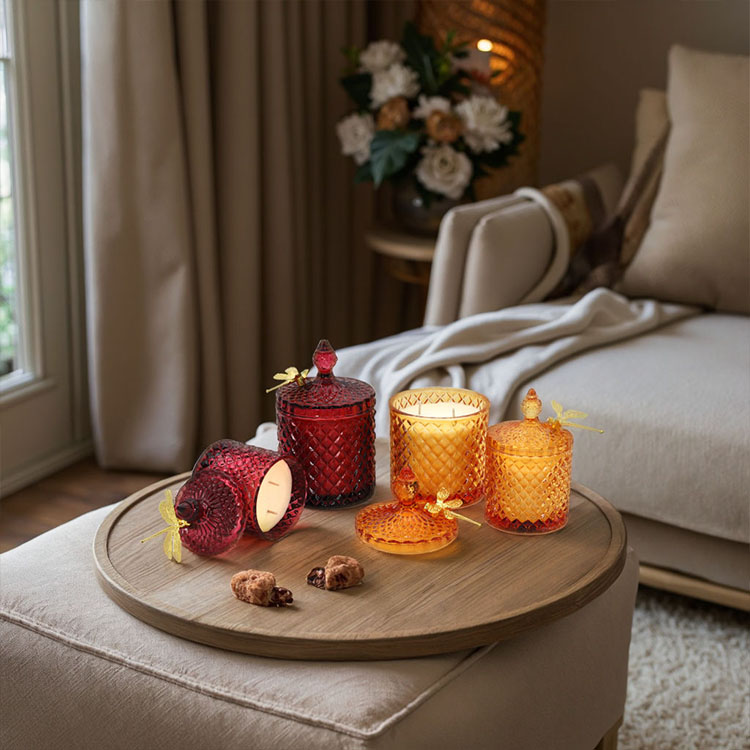 Using Fragrance Oils in Candle Formulations: A Guide 1 Using Fragrance Oils in Candle Formulations A Guide